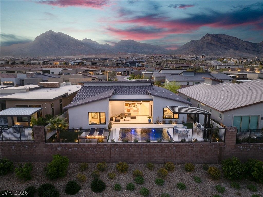 508 Vista Sunset Avenue, Las Vegas, NV 89138