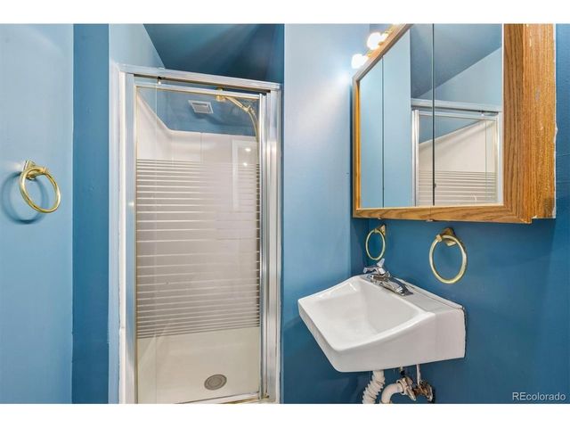9449 Inca Ct, Thornton, CO 80260