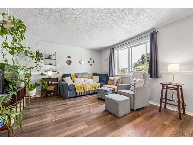 9449 Inca Ct, Thornton, CO 80260