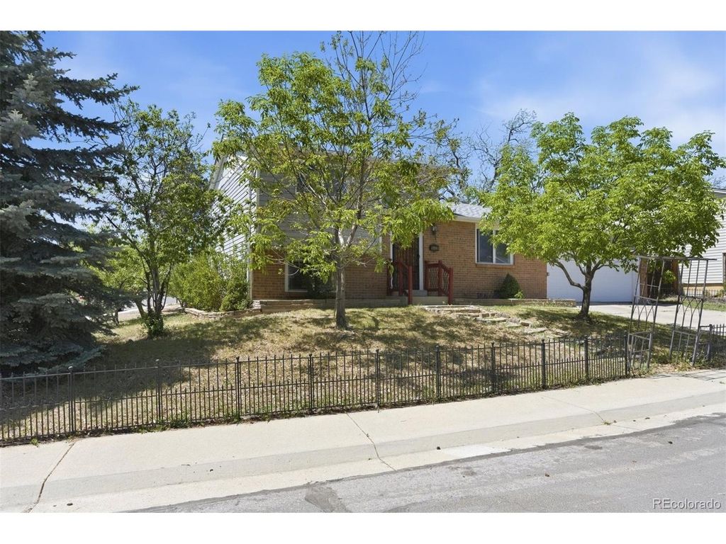 9449 Inca Ct, Thornton, CO 80260