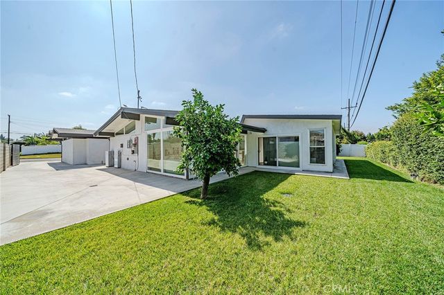 5561 Fox Hills, Buena Park, CA 90621