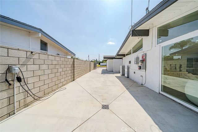5561 Fox Hills, Buena Park, CA 90621