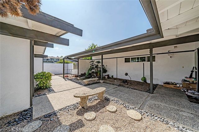 5561 Fox Hills, Buena Park, CA 90621