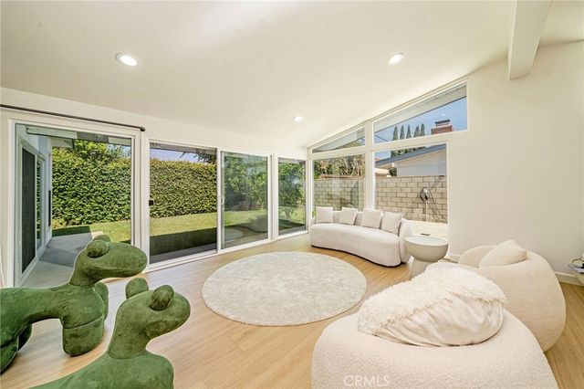 5561 Fox Hills, Buena Park, CA 90621