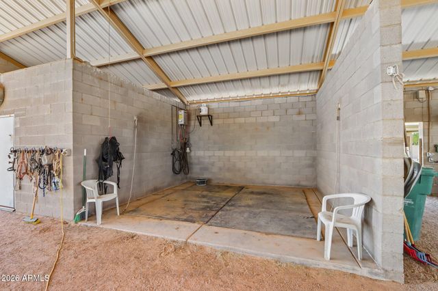 18043 W MALONE Place, Casa Grande, AZ 85193