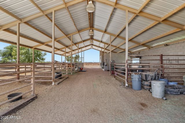 18043 W MALONE Place, Casa Grande, AZ 85193