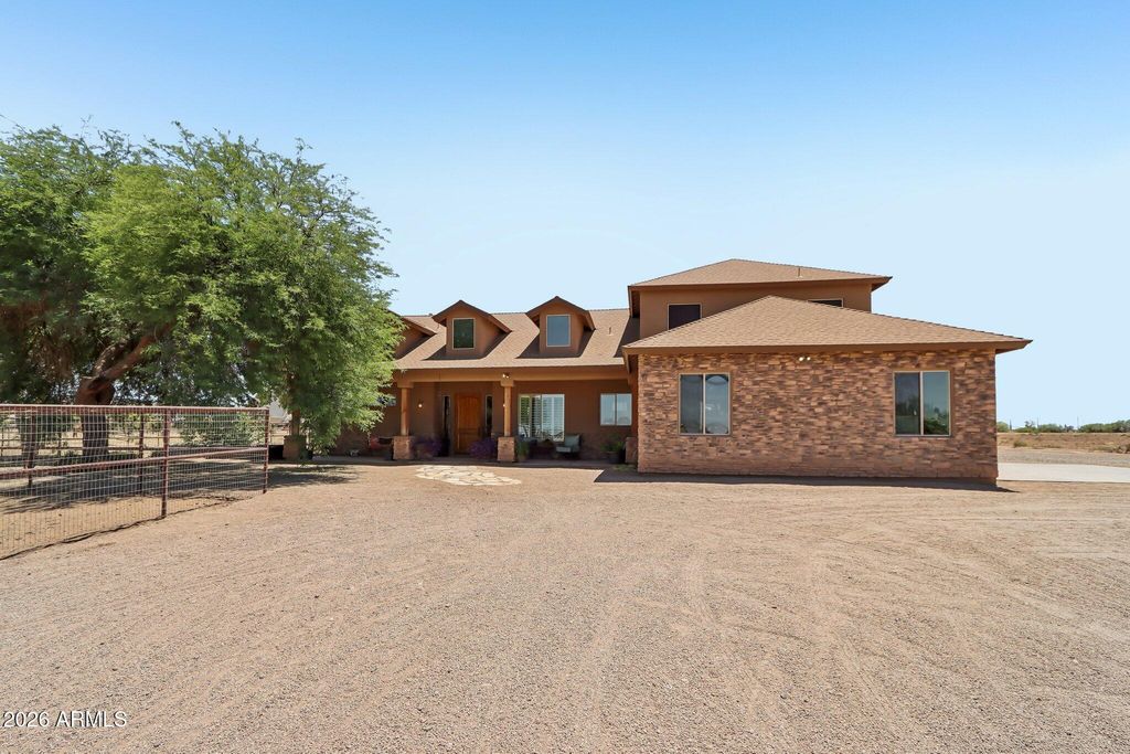 18043 W MALONE Place, Casa Grande, AZ 85193 — photo 4