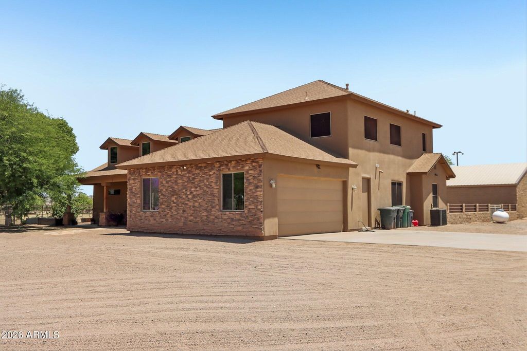 18043 W MALONE Place, Casa Grande, AZ 85193 — photo 5