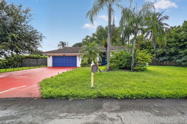 1770 EMILIO Lane, Palm Springs, FL 33406