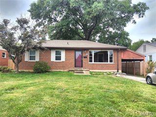 11358 Manchester Road, Kirkwood, MO 63122