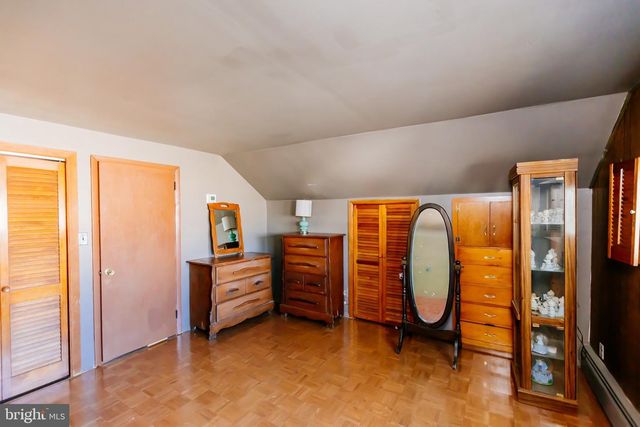 58 NEARWOOD LN, Levittown, PA 19054