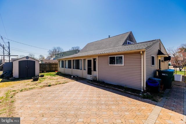 58 NEARWOOD LN, Levittown, PA 19054