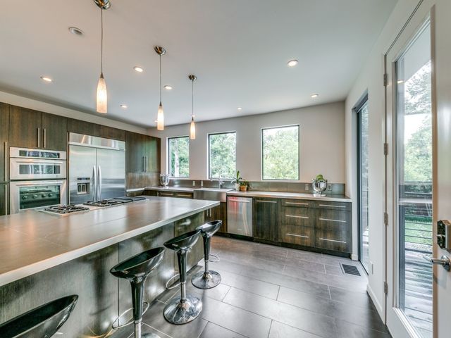 919 Knott Place, Dallas, TX 75208