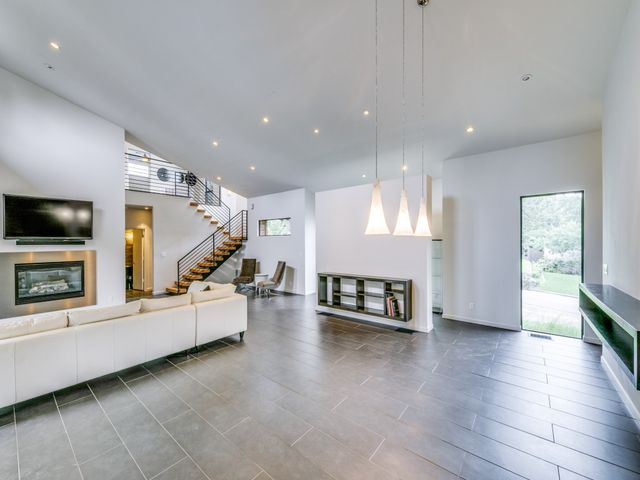 919 Knott Place, Dallas, TX 75208