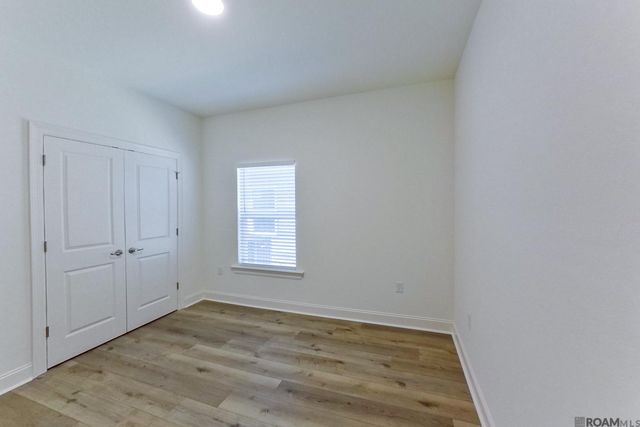 7936 Hendrick Dr, Baton Rouge, LA 70817