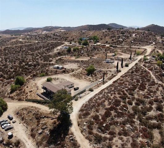 20320 Roads End Drive, Perris, CA 92570
