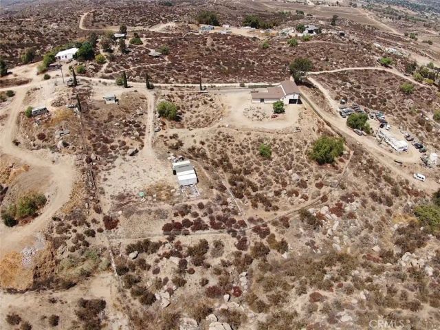 20320 Roads End Drive, Perris, CA 92570