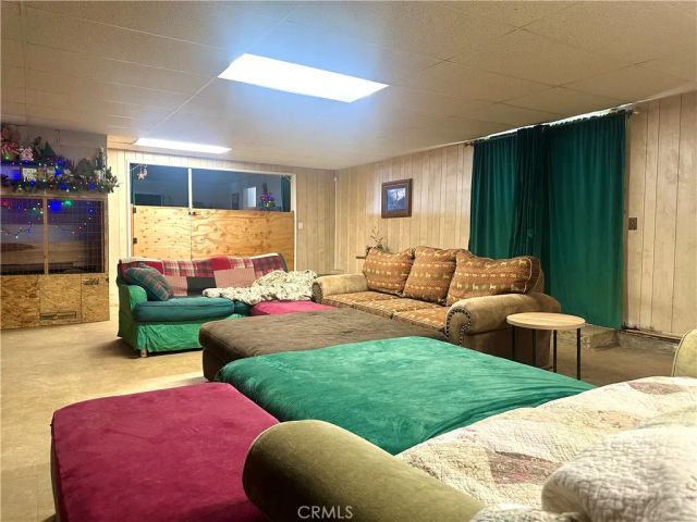 20320 Roads End Drive, Perris, CA 92570