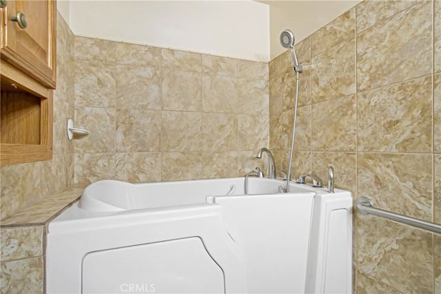 15412 Pine, Fontana, CA 92335