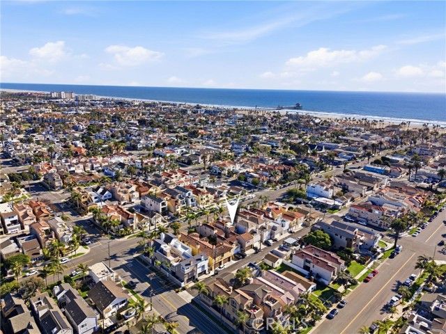 517 11th, Huntington Beach, CA 92648