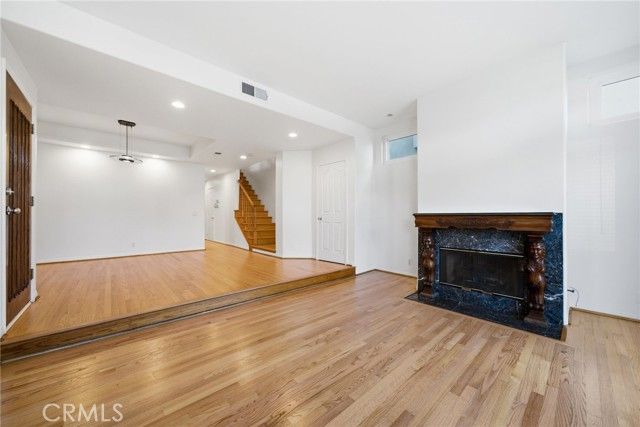 517 11th, Huntington Beach, CA 92648