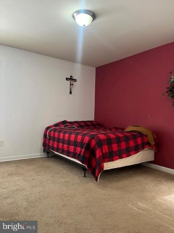 8021 CAMP TOWN RD, Spotsylvania, VA 22551