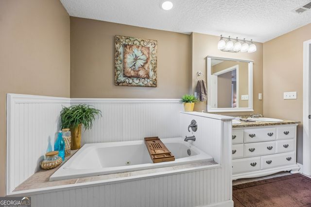 407 W Hall Street, St. Marys, GA 31558