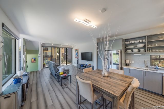 137 Lotus, San Antonio, TX 78210