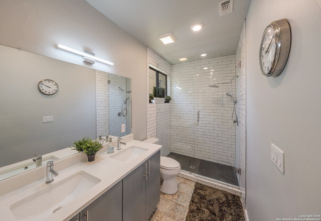 137 Lotus, San Antonio, TX 78210