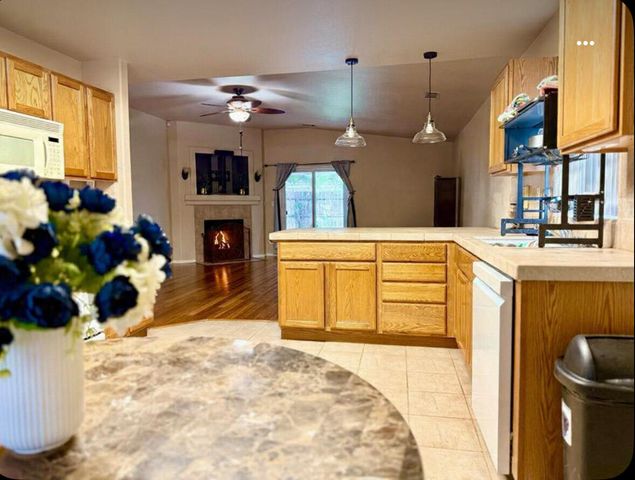 1865 La Vida Avenue, Porterville, CA 93257