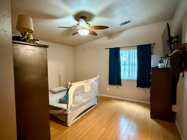 1865 La Vida Avenue, Porterville, CA 93257