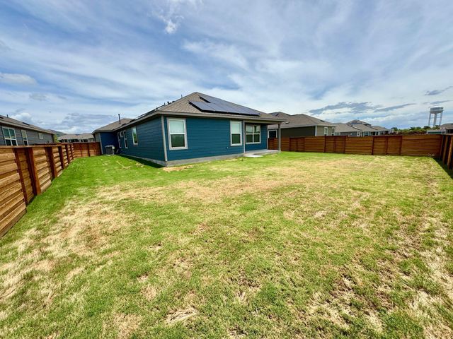 440 Doherty, Kyle, TX 78640