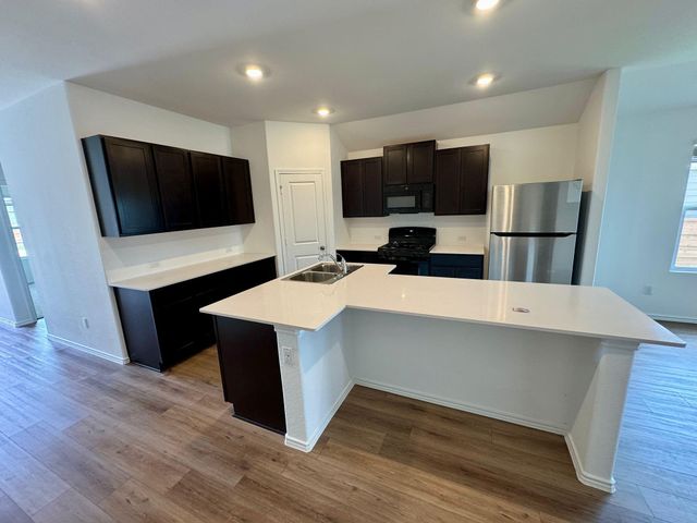 440 Doherty, Kyle, TX 78640