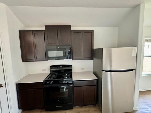 440 Doherty, Kyle, TX 78640