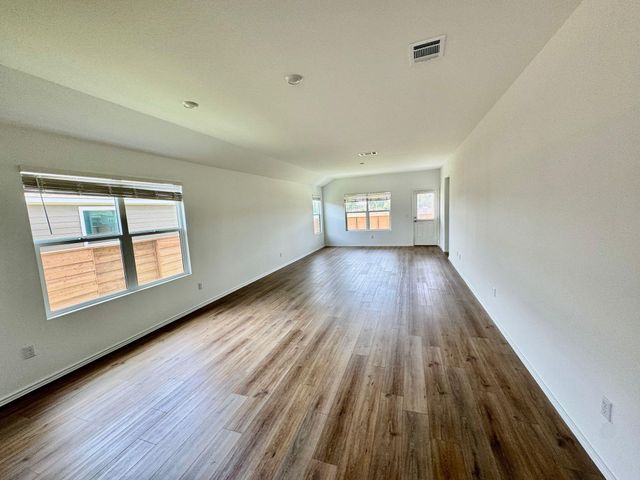 440 Doherty, Kyle, TX 78640