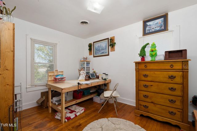 811 Crescent Street, Morristown, TN 37813