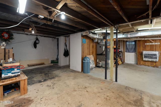 811 Crescent Street, Morristown, TN 37813