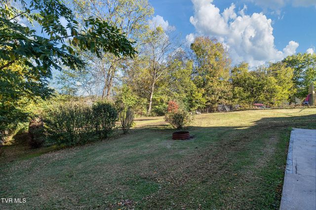 811 Crescent Street, Morristown, TN 37813