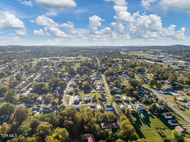 811 Crescent Street, Morristown, TN 37813