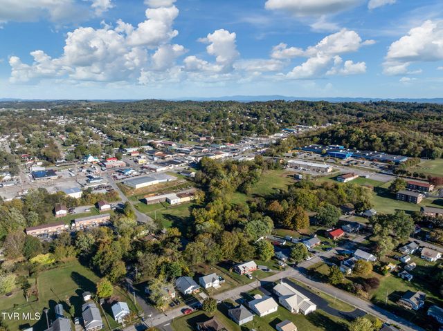 811 Crescent Street, Morristown, TN 37813