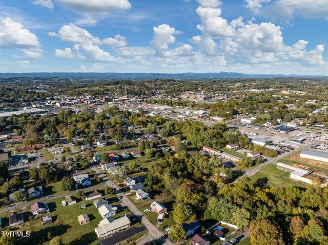 811 Crescent Street, Morristown, TN 37813