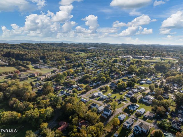 811 Crescent Street, Morristown, TN 37813