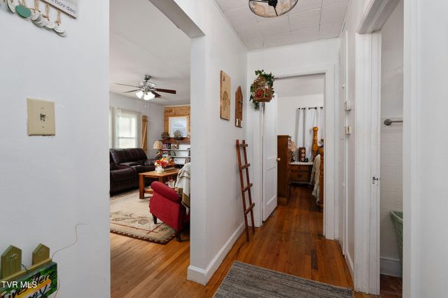 811 Crescent Street, Morristown, TN 37813