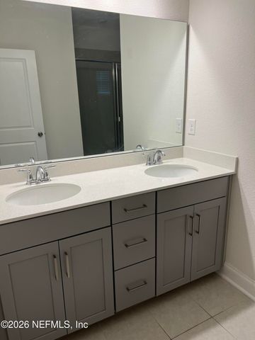 504 BLUE DAZE Street, Yulee, FL 32097