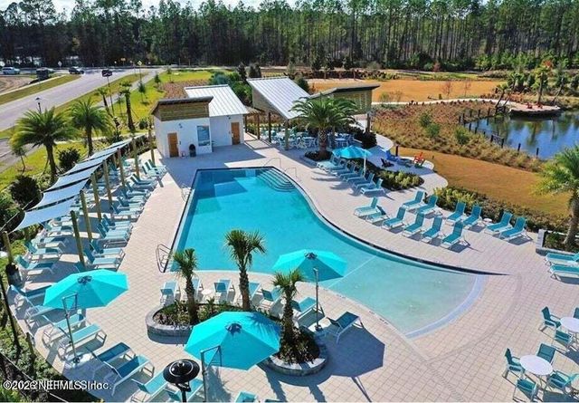 504 BLUE DAZE Street, Yulee, FL 32097