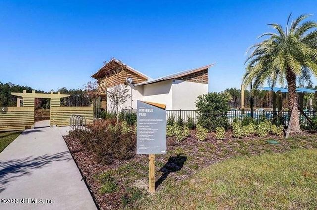 504 BLUE DAZE Street, Yulee, FL 32097