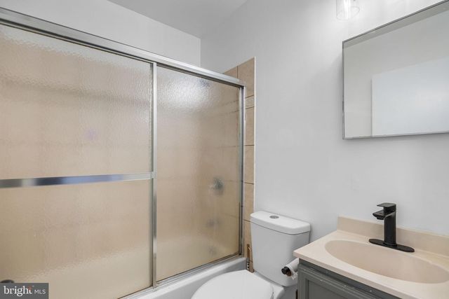 2621 SLOATFIELD, Baltimore, MD 21223