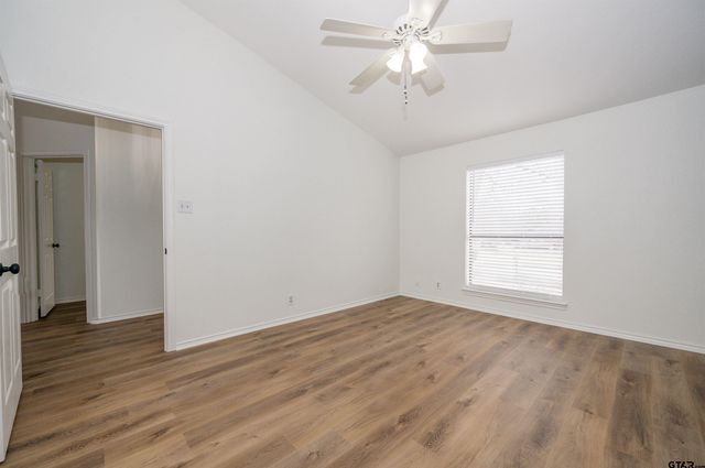 5819 Hollytree, Tyler, TX 75703