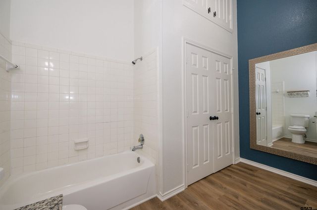 5819 Hollytree, Tyler, TX 75703