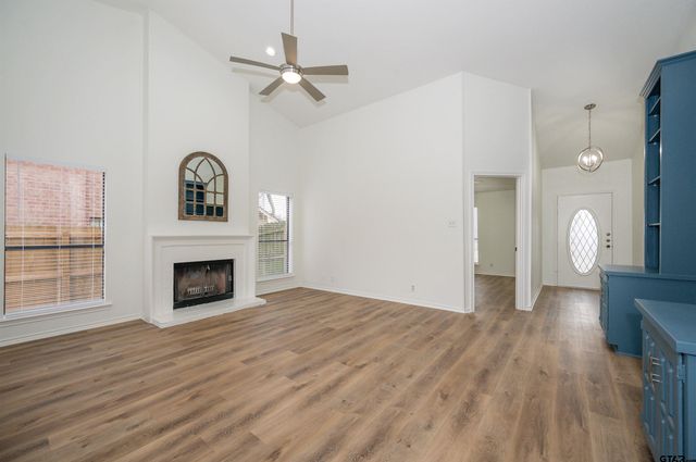 5819 Hollytree, Tyler, TX 75703